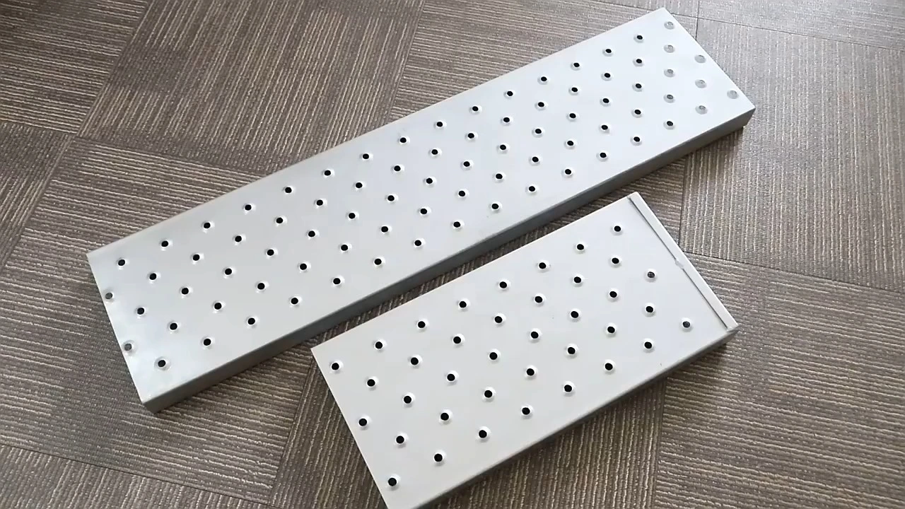 Galvanized Steel Walking Plank Board Metal Scaffolding Platform 1