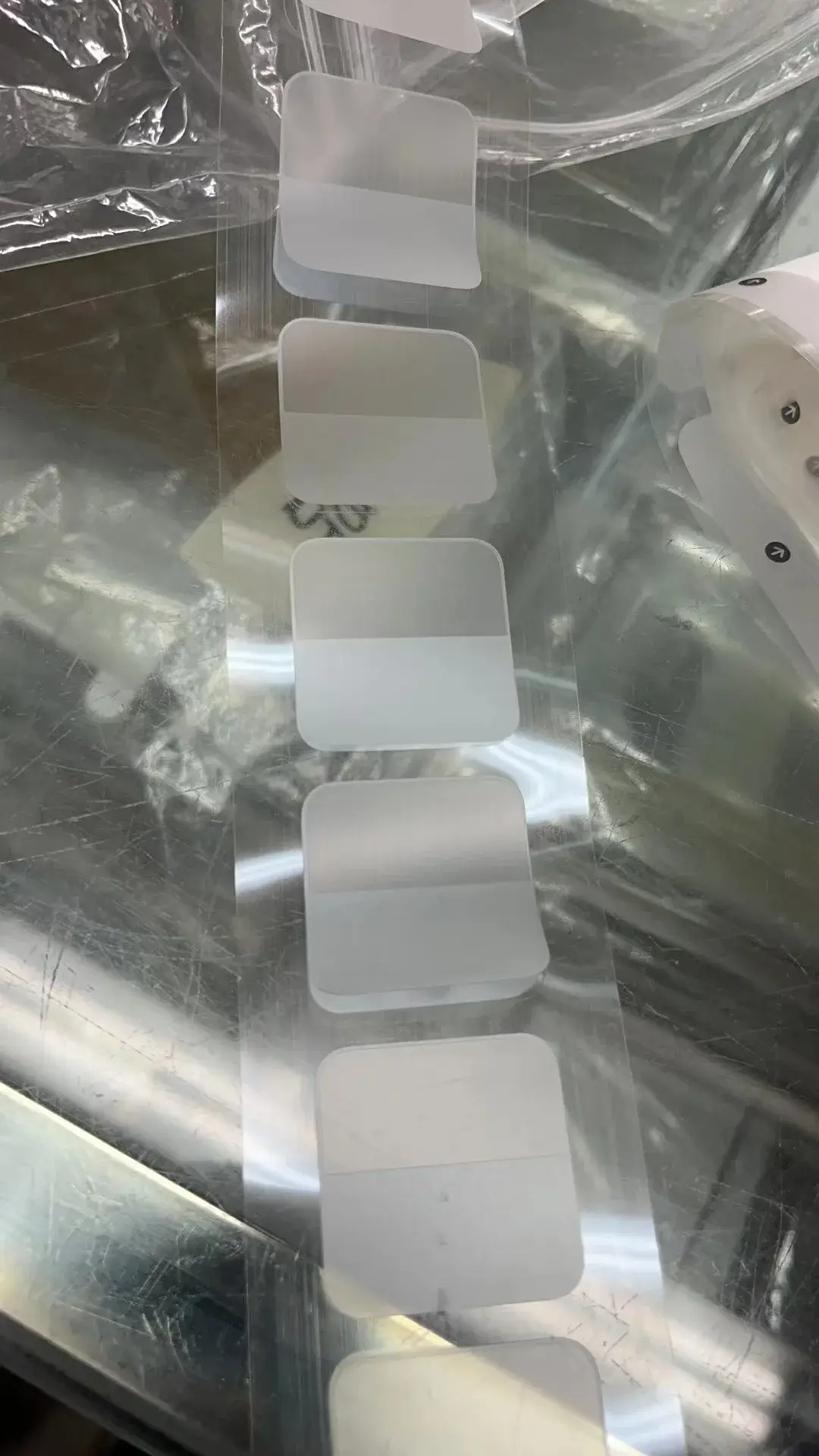 Seal Box Sticker Accept Custom Color by LLR Packaging 4