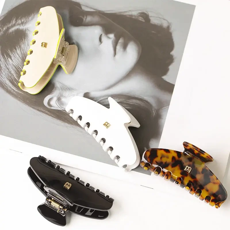 DOWELL 韓国の新しい甘いヘアアクセサリー金属文字 B ヒョウアセテート髪の爪 1