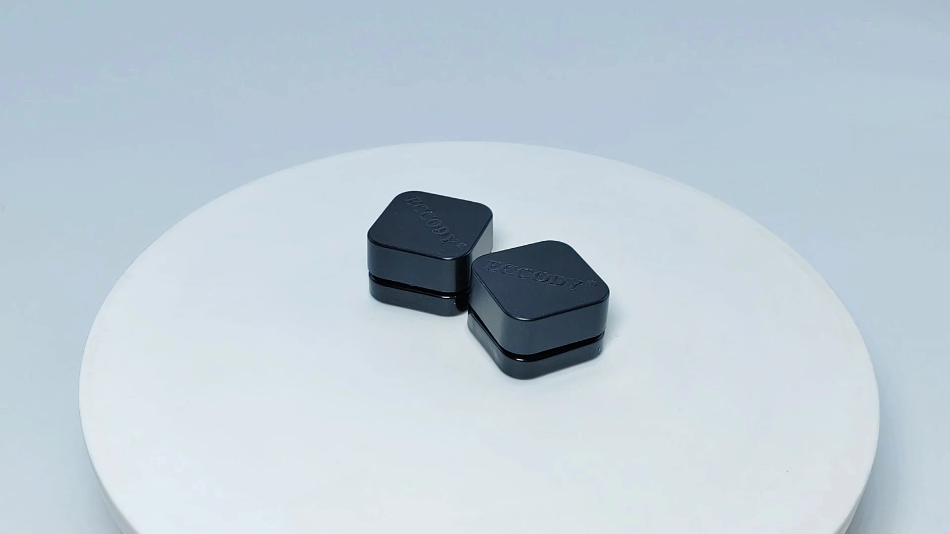 Child safety black square ceramic ointment bottle eye cream bottle 5g1 1