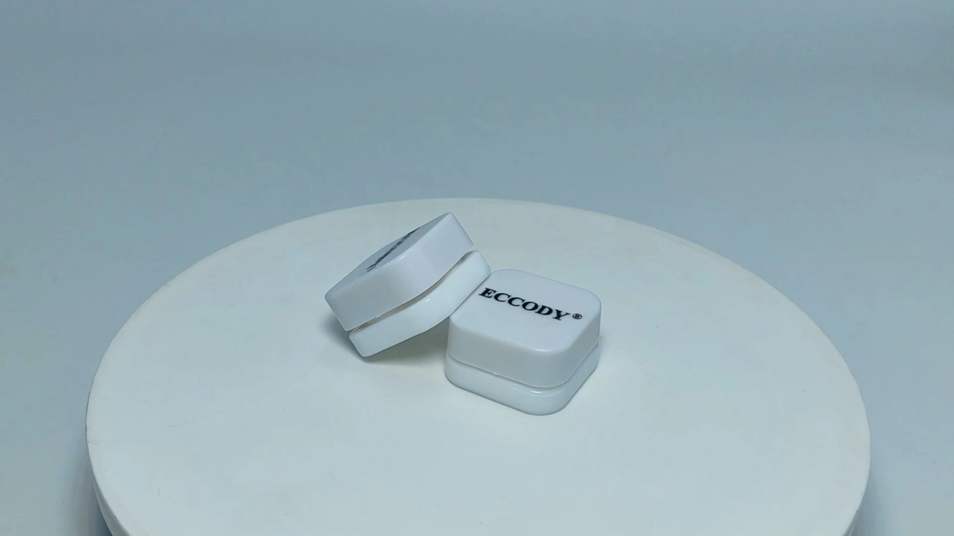 Child Safety White Square Ceramic Ointment Bottle 9g 1