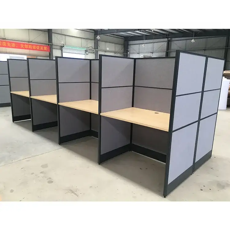 Estación de trabajo de madera moderna de la persona del cubículo 4 del puesto de trabajo de la oficina de Gcon con 4 Seat 1