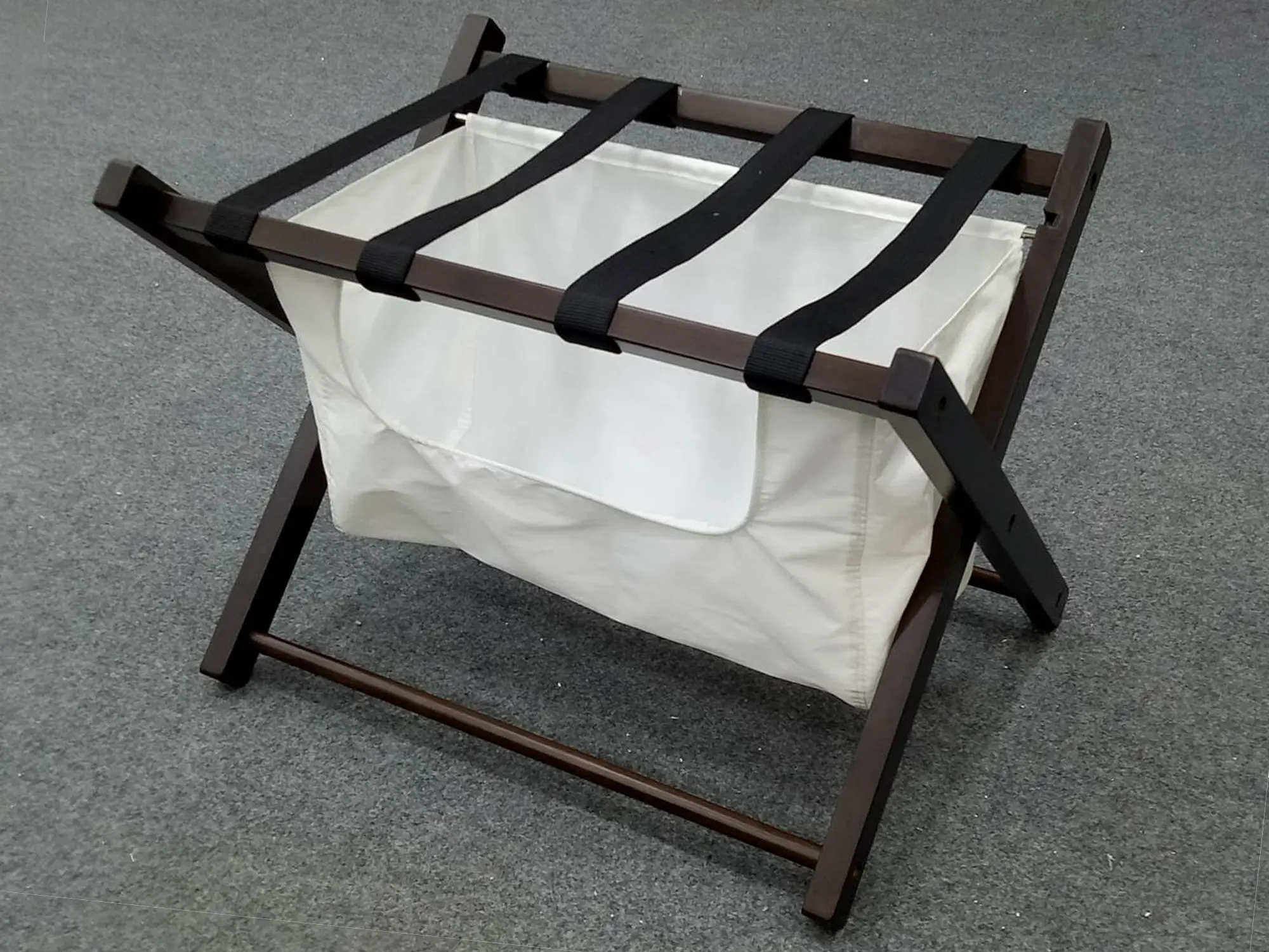 Global Hotel Luggage Rack Market: Key Players & Innovations 1