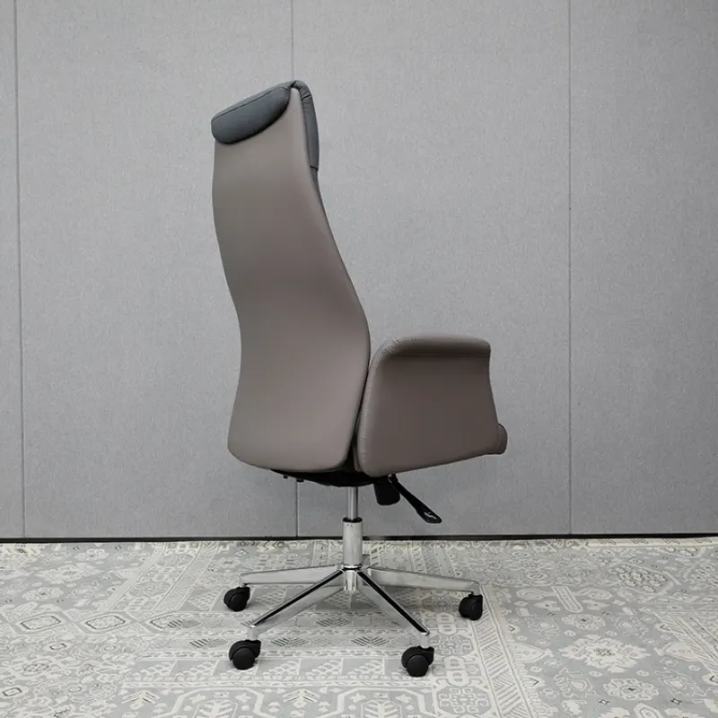 Seven aspects of selecting and purchasing office and business furniture for conference tables and negotiation tables