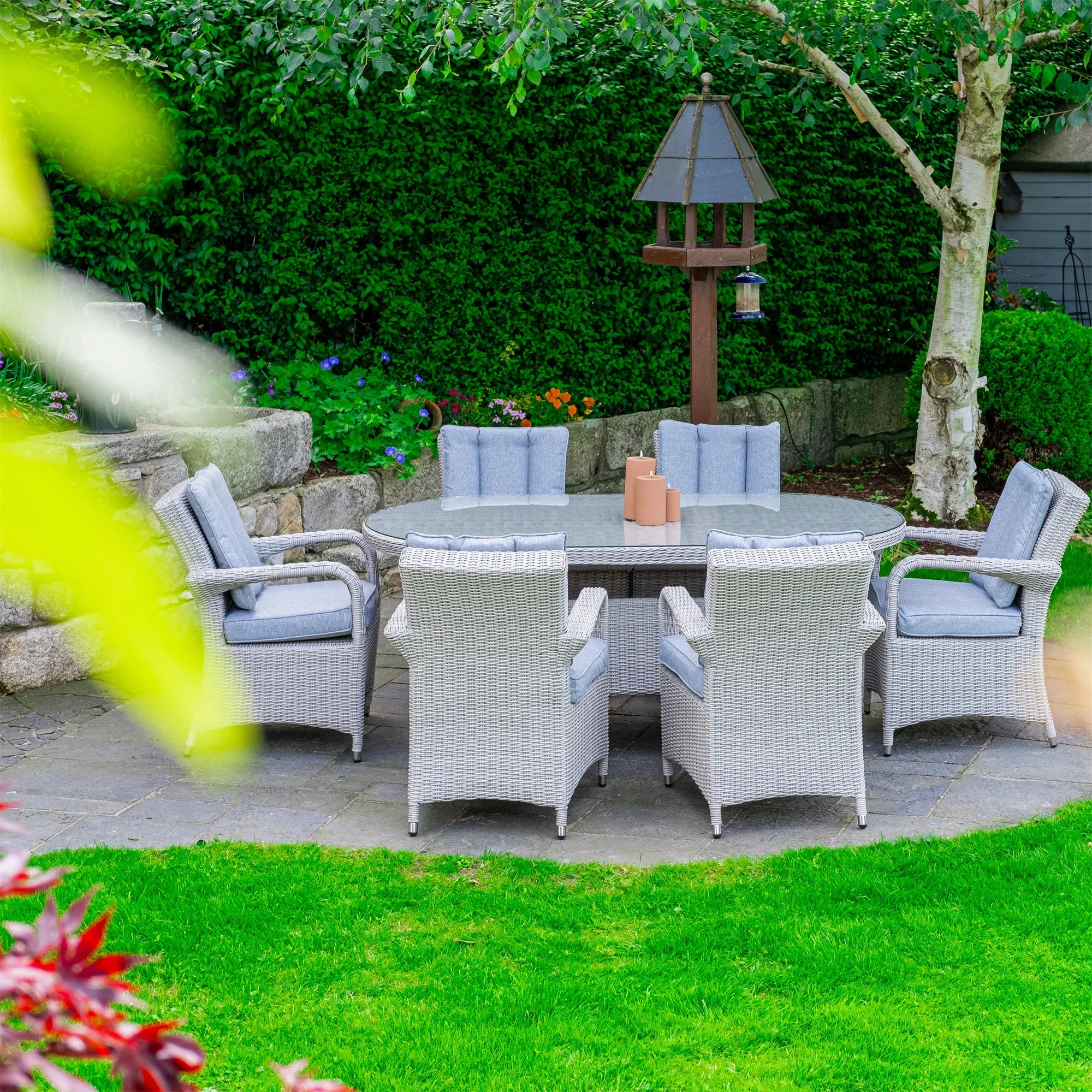 Modern Patio Rattan Chairs With Table Garden Furniture Outdoor Wicker Round Dining Set Woven Bistro Dining Chairs 1