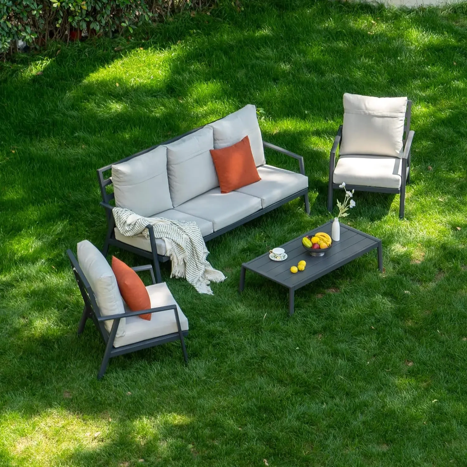 Ensembles de Conversation en métal extérieurs de salon en aluminium de luxe de meubles de Patio de tissu imperméable avec l'ensemble de Sofa de jardin de Table d'extrémité 1