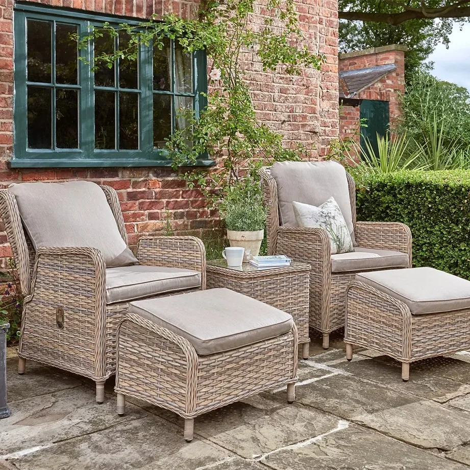 Chaise d'extérieur en osier avec Table basse, meubles de Patio en rotin, chaises inclinables polyvalentes, ensembles de bistro de jardin avec pouf 1