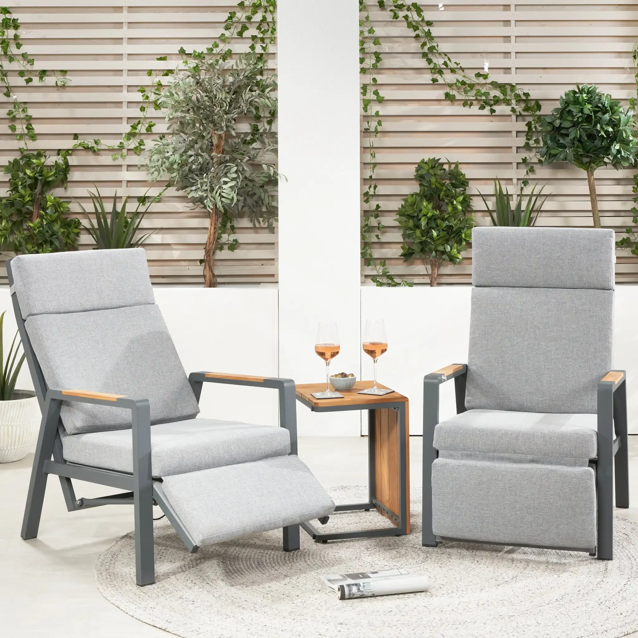 Ensemble de meubles d'extérieur imperméables pour balcon, ensemble de Conversation de Patio, 2 chaises inclinables et une Table d'appoint en teck 1