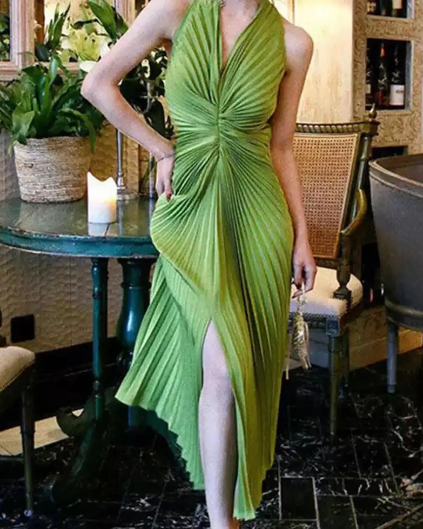 Plissee Romantisches und elegantes Abendkleid Sexy Design Plissee Abendkleid Neckholder Strapskleid für Frauen 1