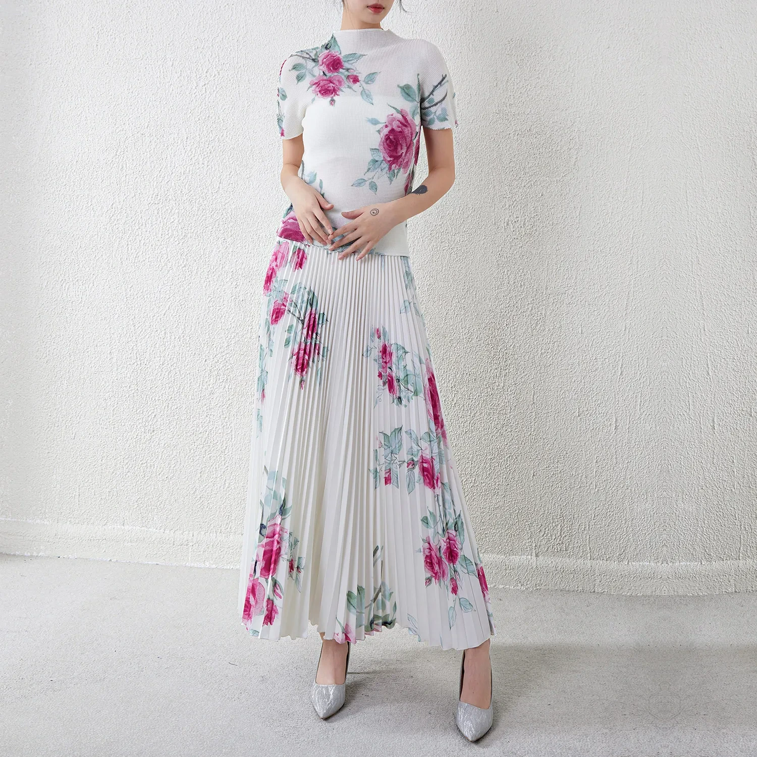 Usine Miyake été femmes mode fleur ensemble manches courtes taille élastique fleur imprimé jupe plissée deux pièces ensemble 1