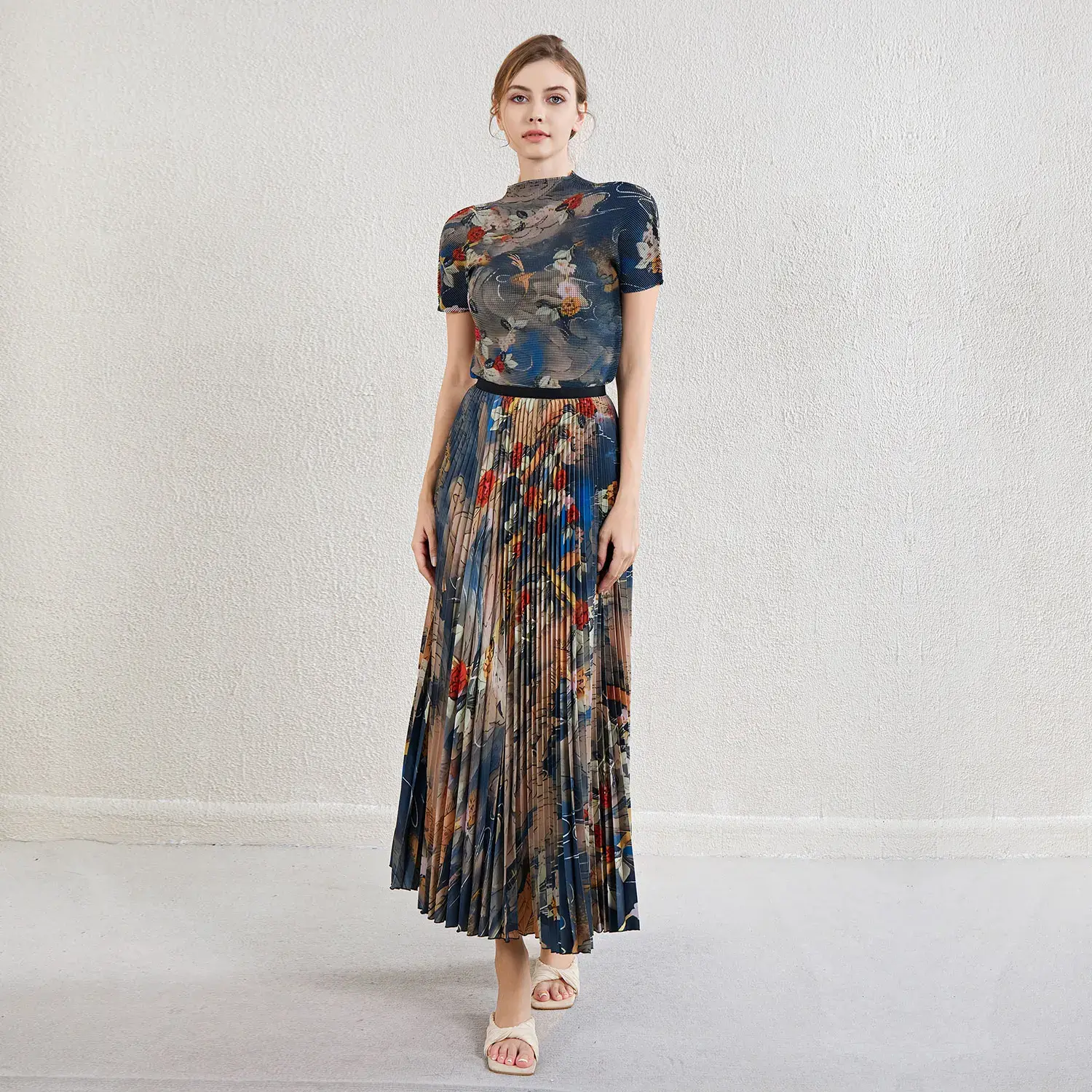 Pleated Short Gown by Pleats Clothing 4