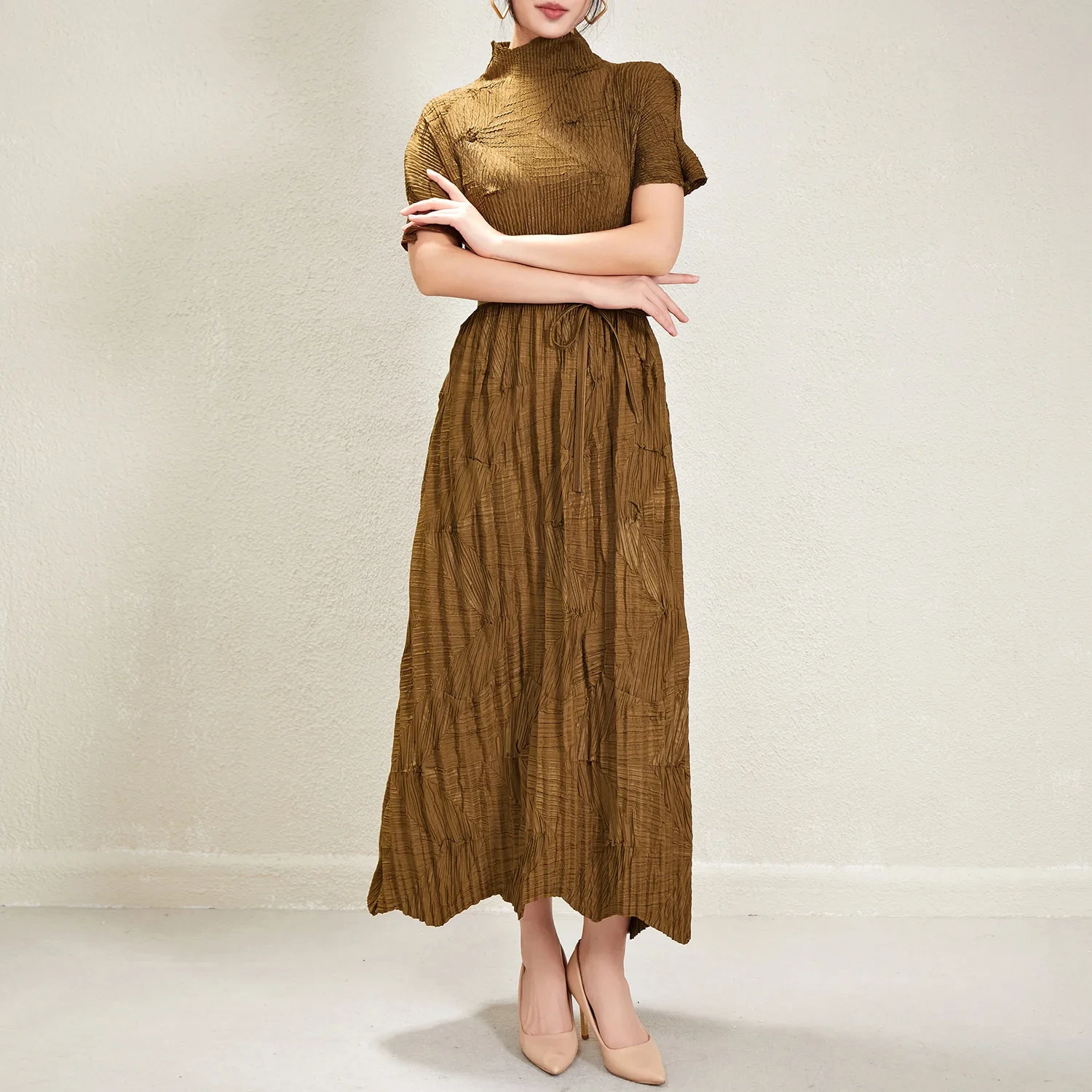 2024 High Quality Women's Elegant Pleated Dress With Miyake Belt Breathable And Heat-resistant Maxi Dress 1