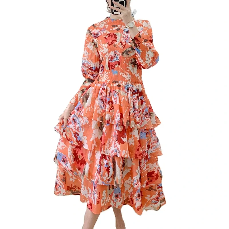 2024 New High Quality Ruffle Pleated Pattern Fashion Dress Women's Casual Style Polyester Elastic Loose Pleated Dress 1