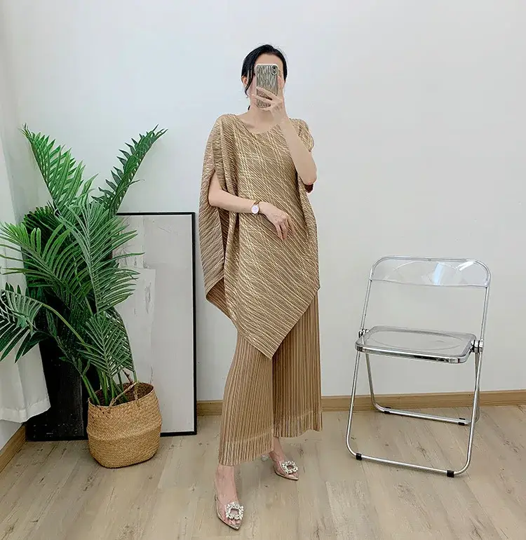 Pleated Gown Dress Support - - Pleats Clothing 2