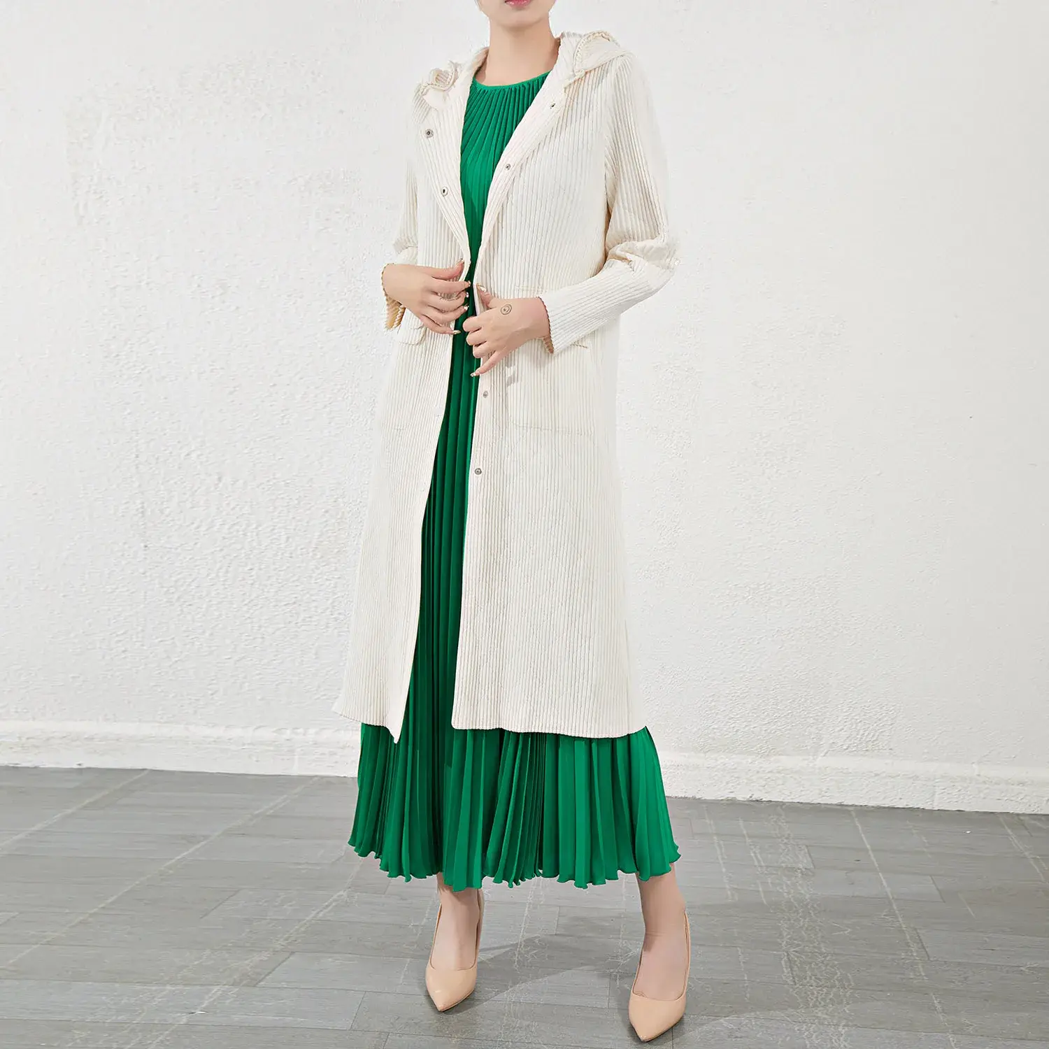Pleated Cardigan Sweater Trade Assurance Or Asclient's Requirement. - - Pleats Clothing 5