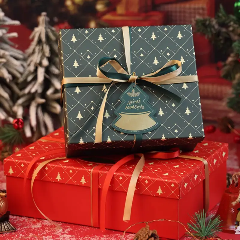 Outdoor Christmas Gift Boxes by HCL Boxes 3