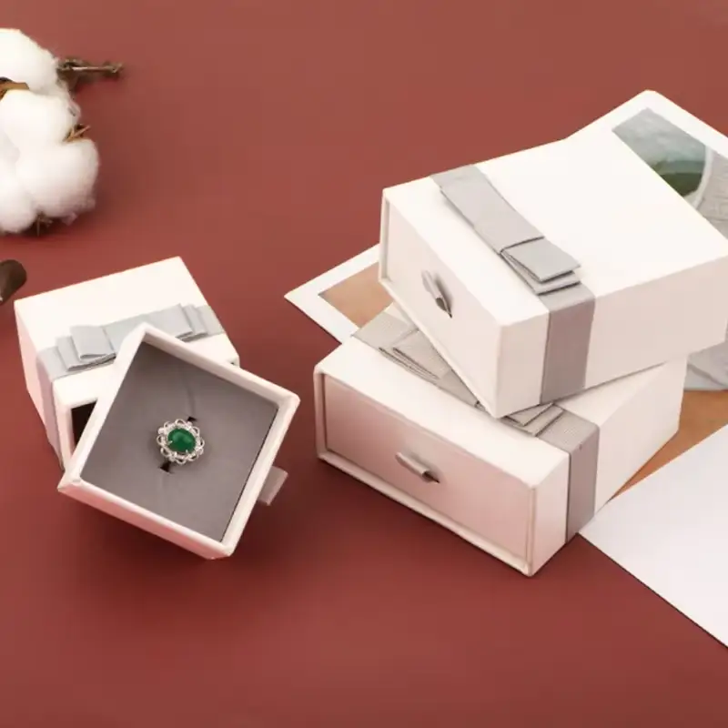 Lid Base Custom Recyclable Paperboard Necklace Packaging Magnetic Folding Box Ribbon Trinket Earrings Keeping Jewelry Gift Box 1