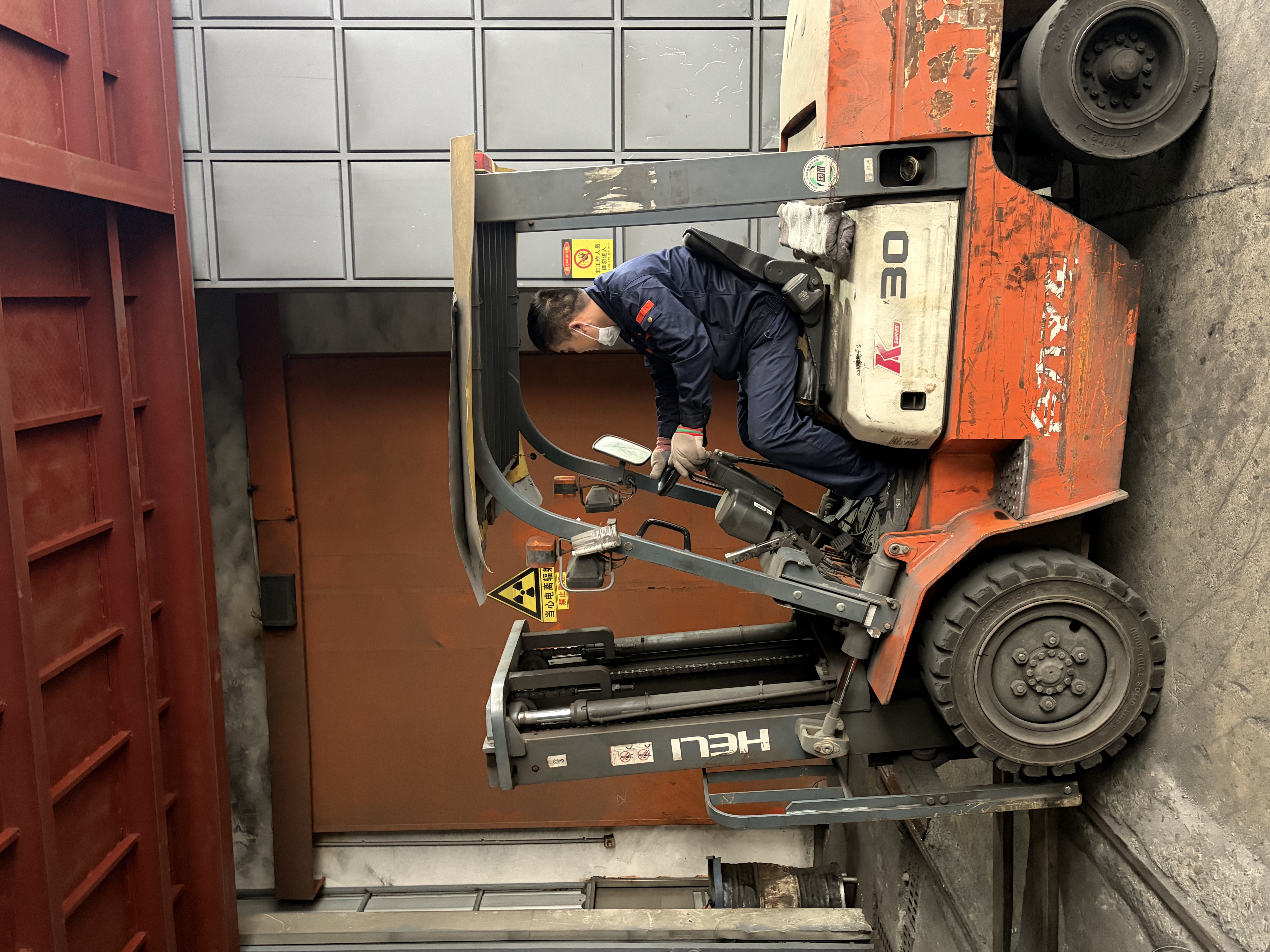 Precise Detection Guards the Bottom Line, Ingenuity Builds Safety and Quality——Wenzhou Suote Detection Room Fortifies the Safety Line of Pressure Vessels