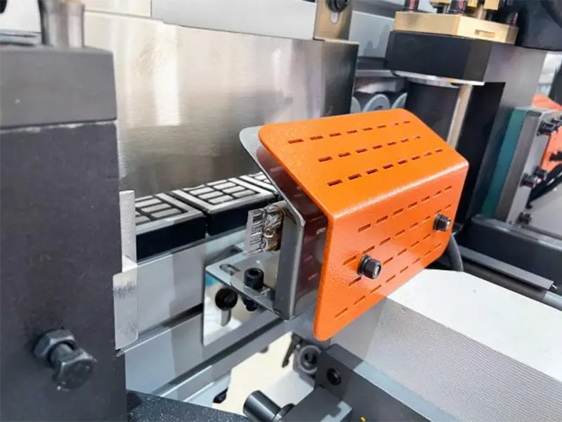 HOLD Machinery Industrial Woodworking Machines Uppliers 2
