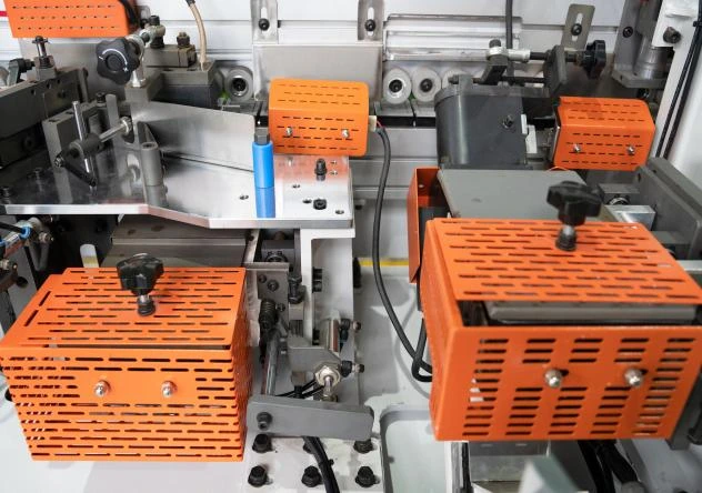 Edgebanding Machine - - HOLD Machinery 4
