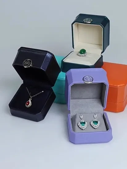 Fashion Rose Buckle PU Leather Clamshell Jewelry Box Ring Earrings Bracelet Packing Box 1