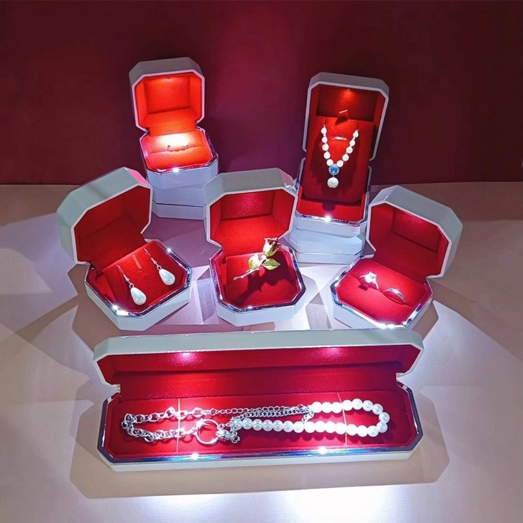 Premium sense of octagonal with LED lights lacquer jewelry box high-grade ring earrings necklace bracelet jewelry storage gift box 1