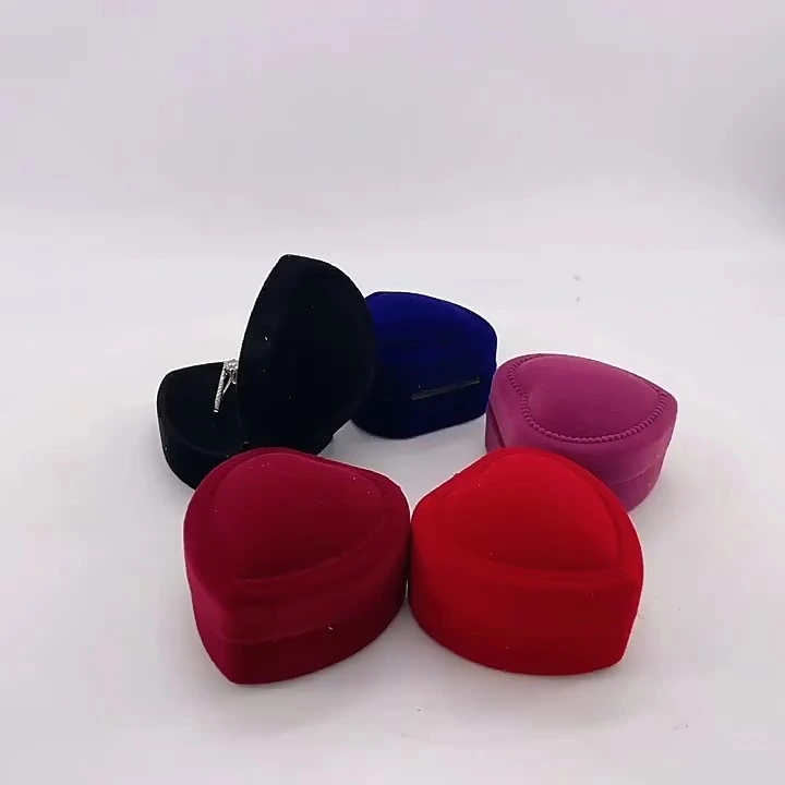 Creative red heart-shaped flocking jewelry box ring earrings necklace bracelet jewelry gift decorative box 1