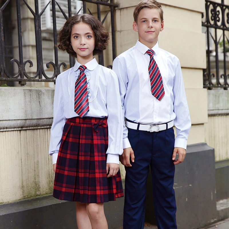 Camiseta escolar personalizada para niños con conjunto de chándal de pantalón 1