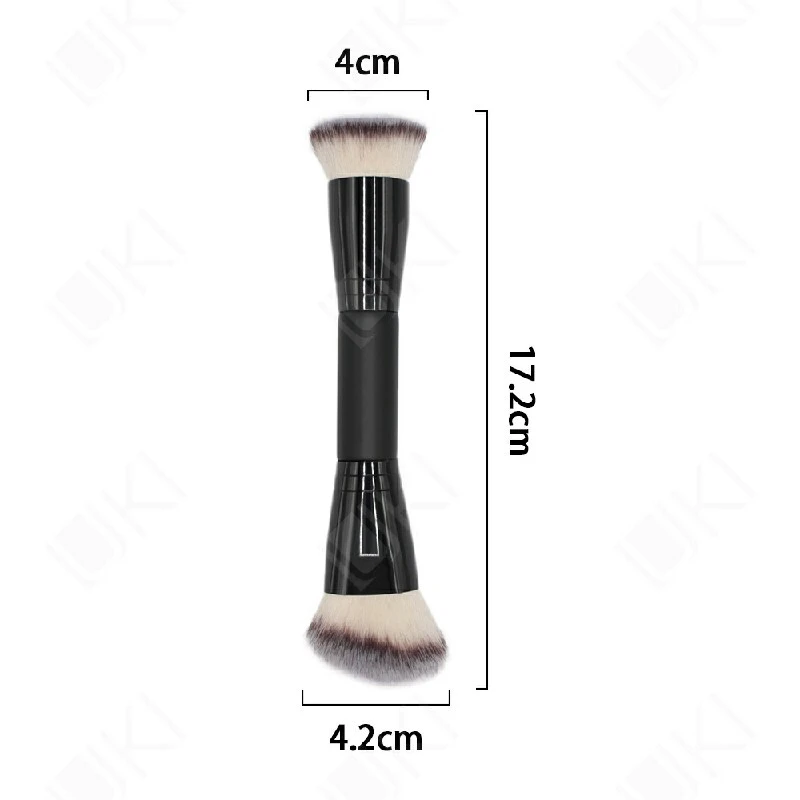 Double-headedface makeup brush 1