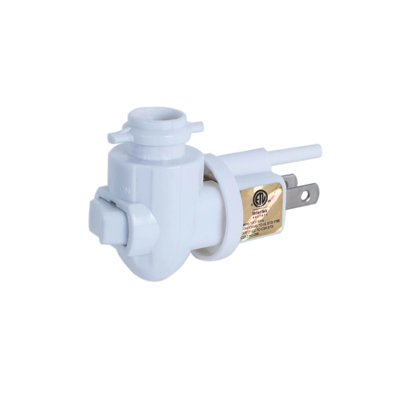 US night light base socket three pins 360° rotary plug for wall lamp ETL CETL UL approved 1
