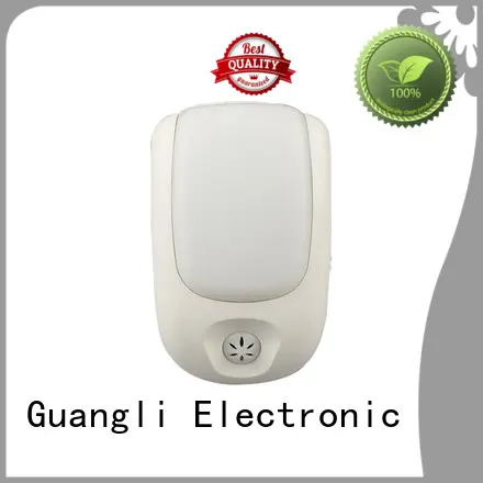 Guangli compact size auto sensor led night light for living room 1