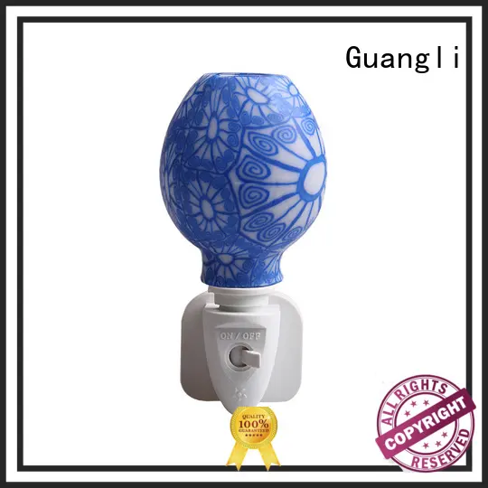 Guangli plug in night light65 1