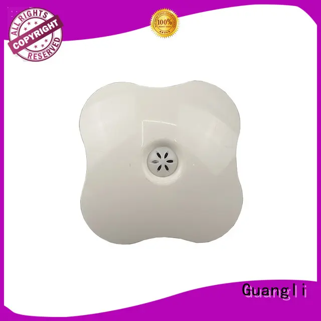 Guangli plug in night light101 1