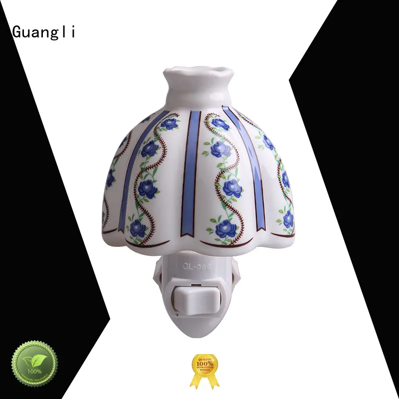Guangli plug in night light158 1