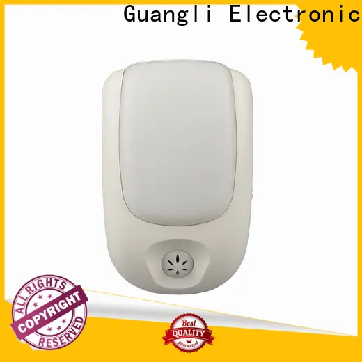 Guangli indoor plug in night light 1