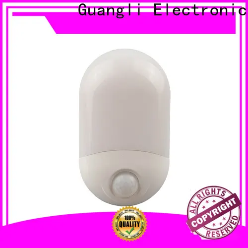 plug in night light chicken 1