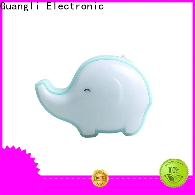 Guangli children plug in night light 1