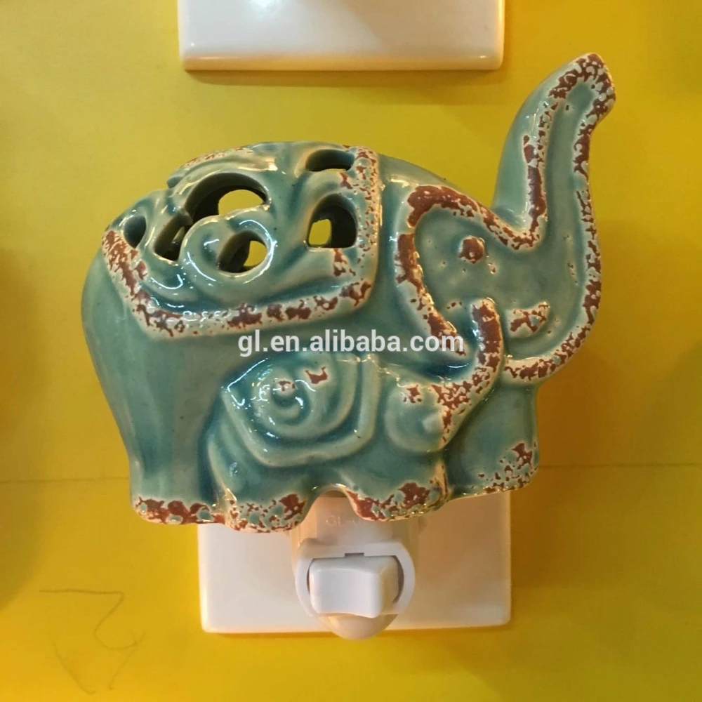 OEM ETL CE SAA BS Animal elephant ceramic decoration bulb with 110V and 220V and 5 or 7 W 1