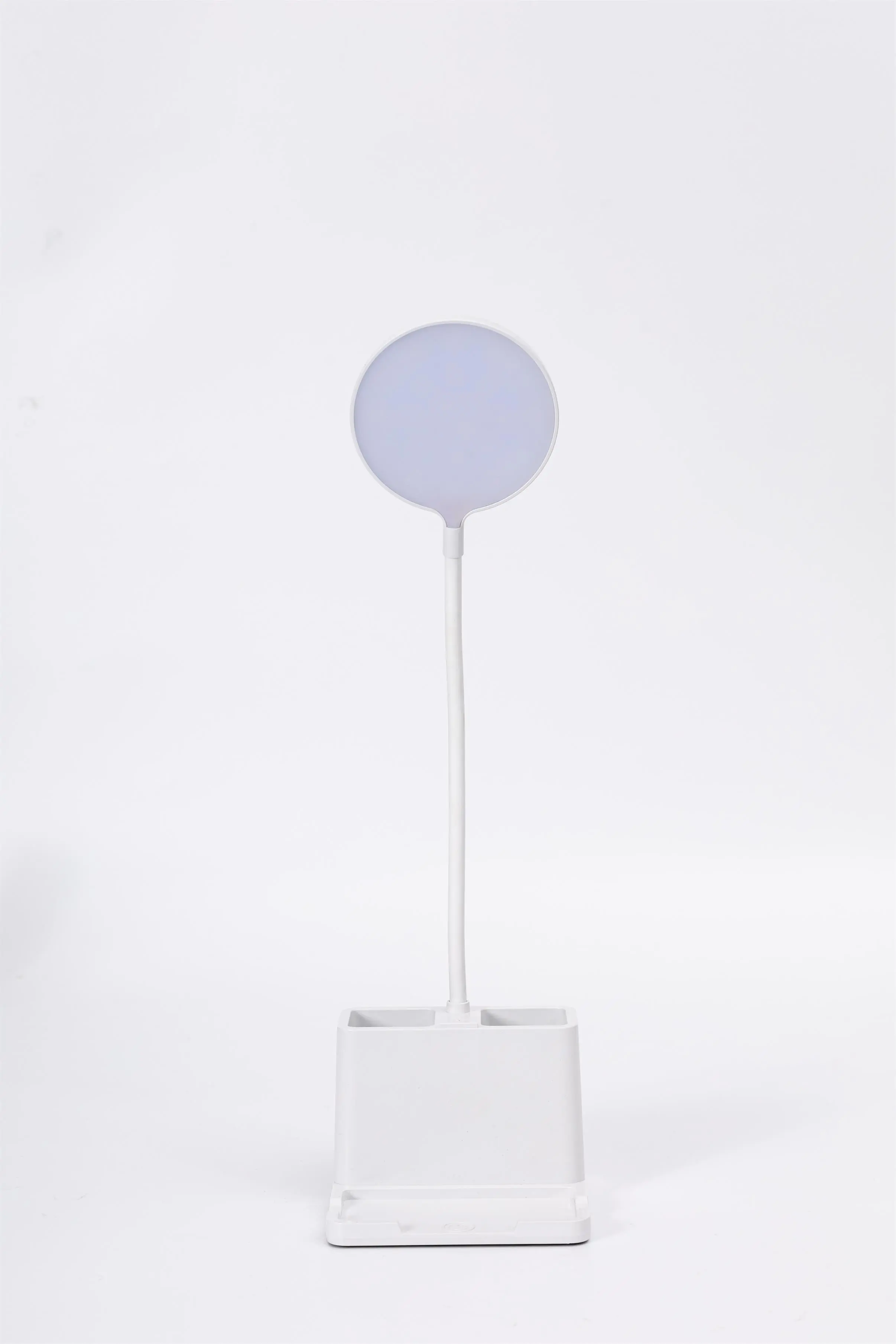 GL-1083C plug in multifunction touch dimmable night light Table Lamps with Phone and Pen Holder for bedroom reading study 1