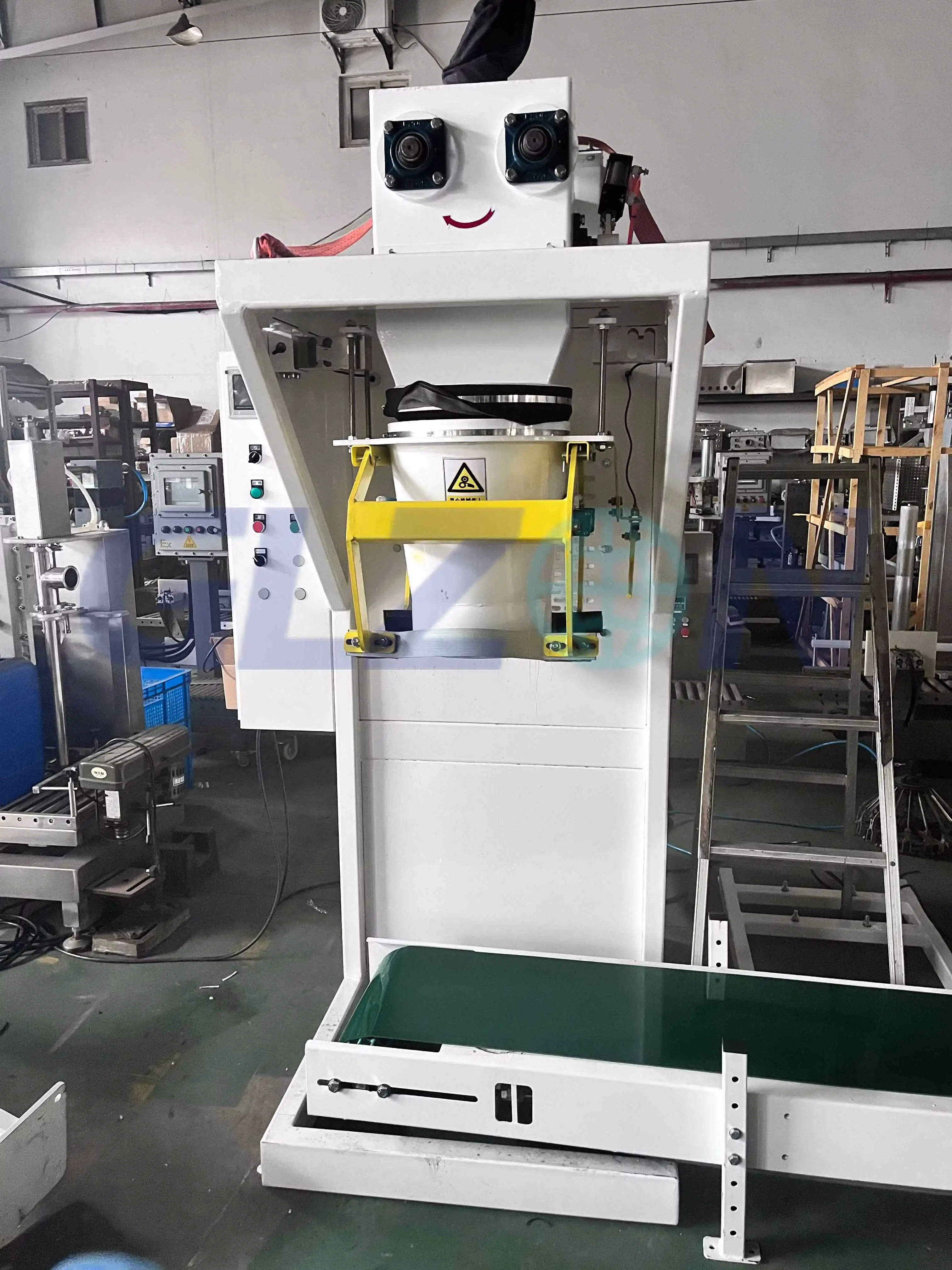 Top Small Scale Bottle Filling Machine Supplier 7