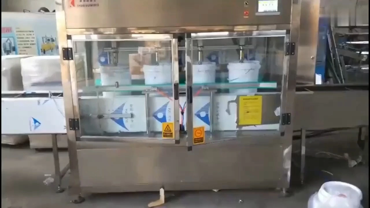 Máy đóng thùng 30L có nắp vương miện 1
