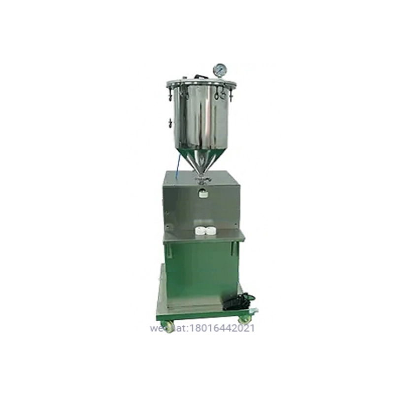 Semi Automatic Syringe Filling Machine ( Glass, Plastic Syringe, 10-30 Syringes/Min ) 1