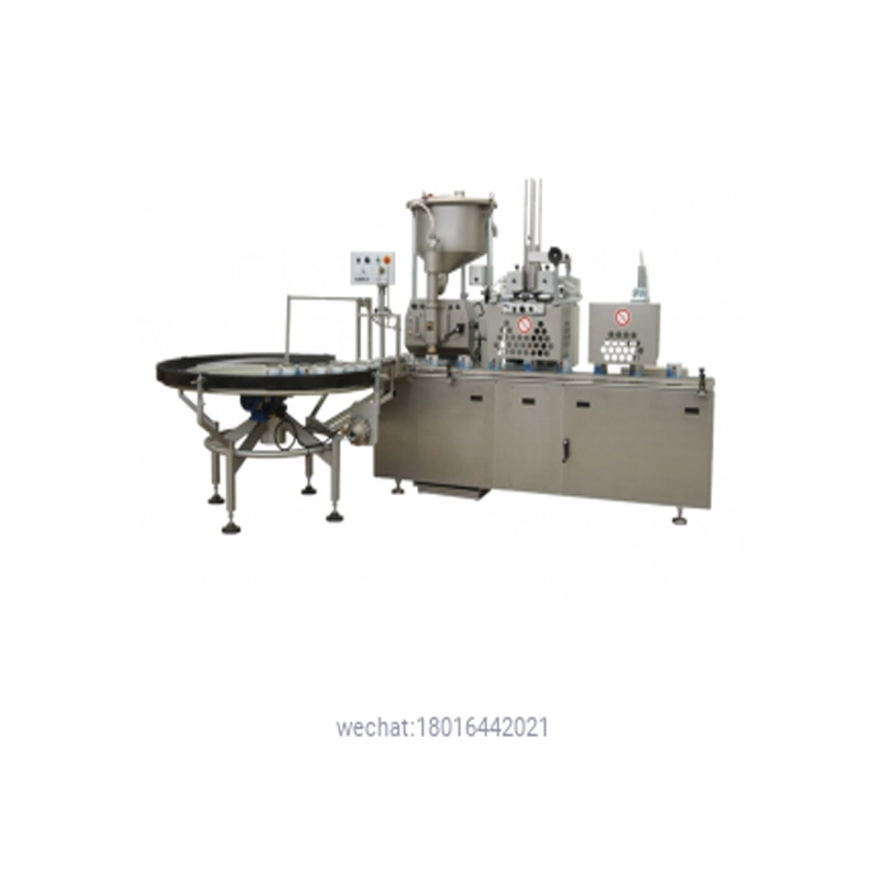 Liquid can filling machine 1