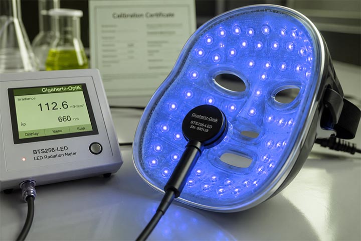 Metter Mask LED Face Mask Benefits: Wavelengths, Dose & Results