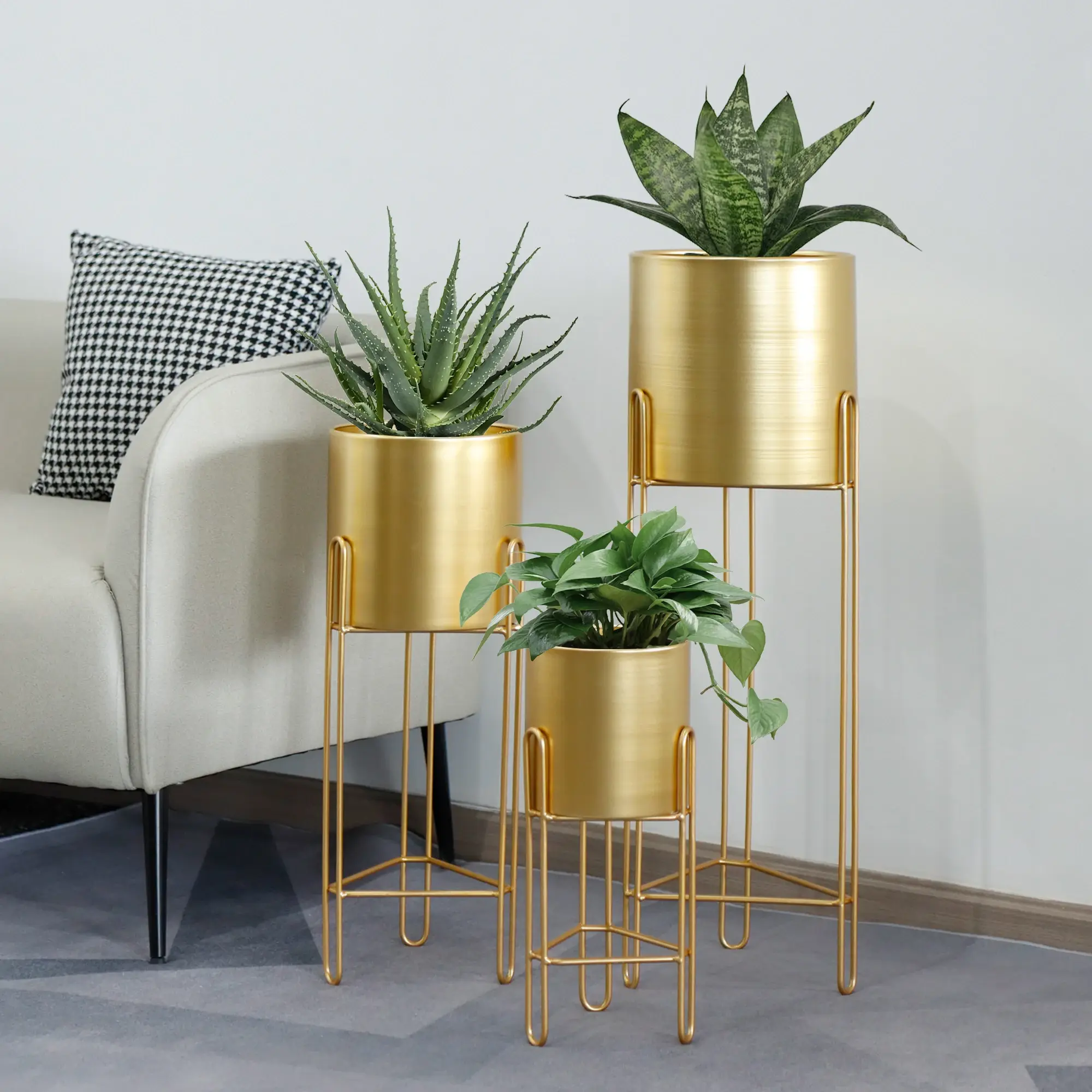 Plant Pot Suppliers Iron by NEW IMAGE 2