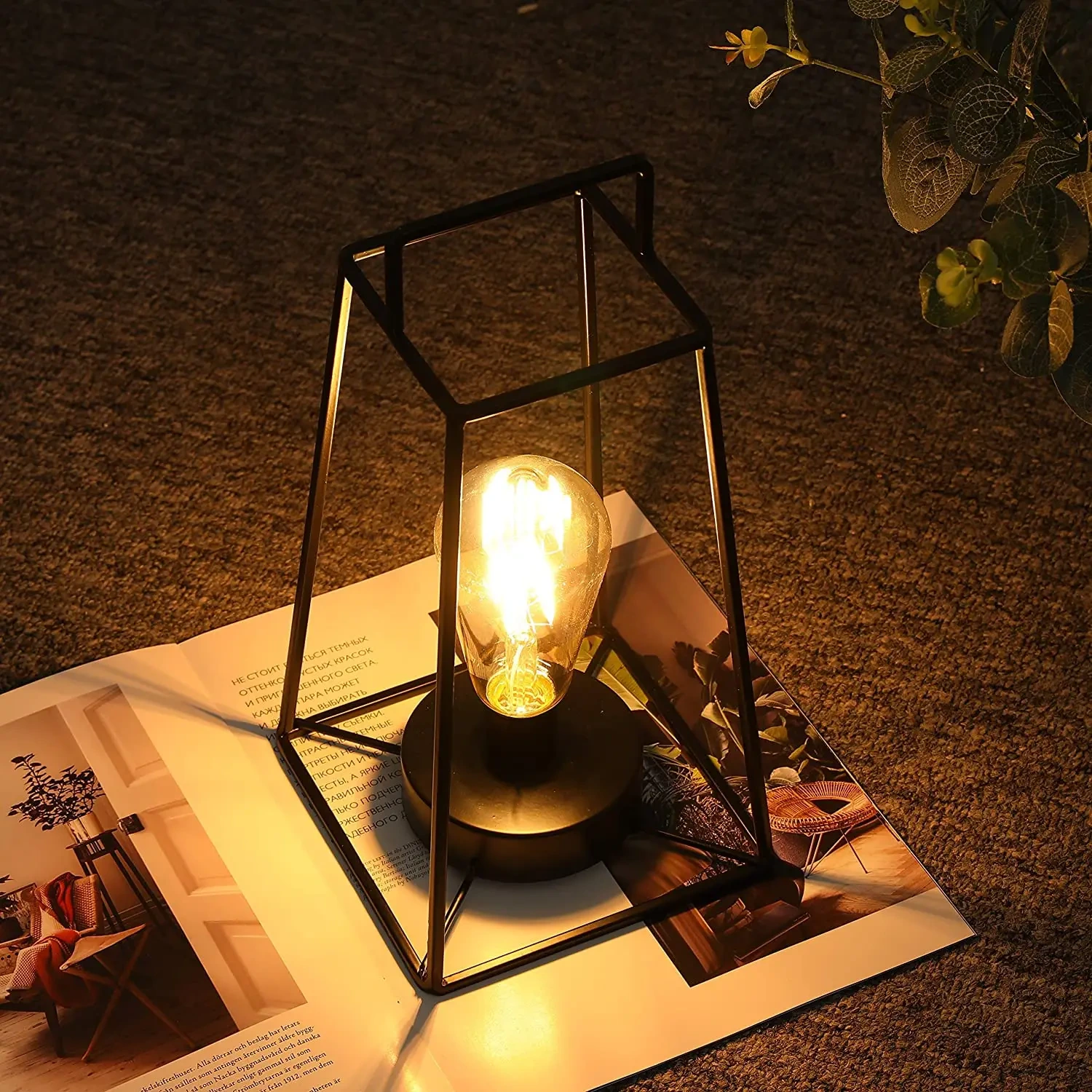 Lampada da tavolo geometrica in stile retrò Rts Lampada da 10'' alta in ferro semplice Lampada senza fili Lampada alimentata a batteria con timer da 6 ore Caratteristica Gabbia 1
