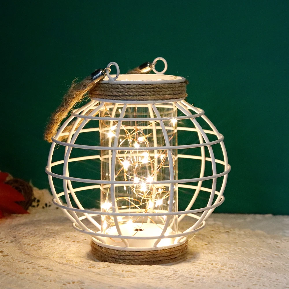 Ręcznie robiona lampa akumulatorowa z żelaznej siatki wisząca lampa w stylu ogrodowym Łańcuch świetlny LED wewnątrz lampki nocnej z liną 1