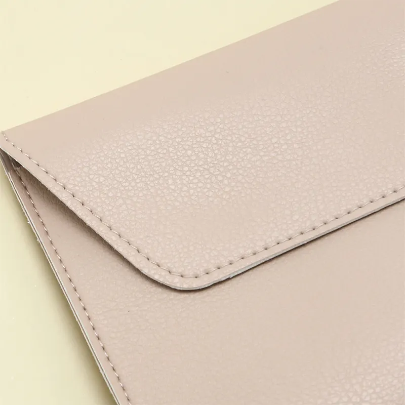Small Card Holder Purse in Stock by Honwee 4
