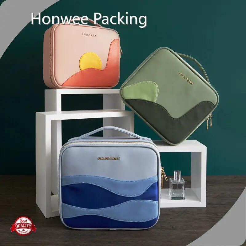 Custom Backpack Manufacturer Pink、green、blue by Honwee 1