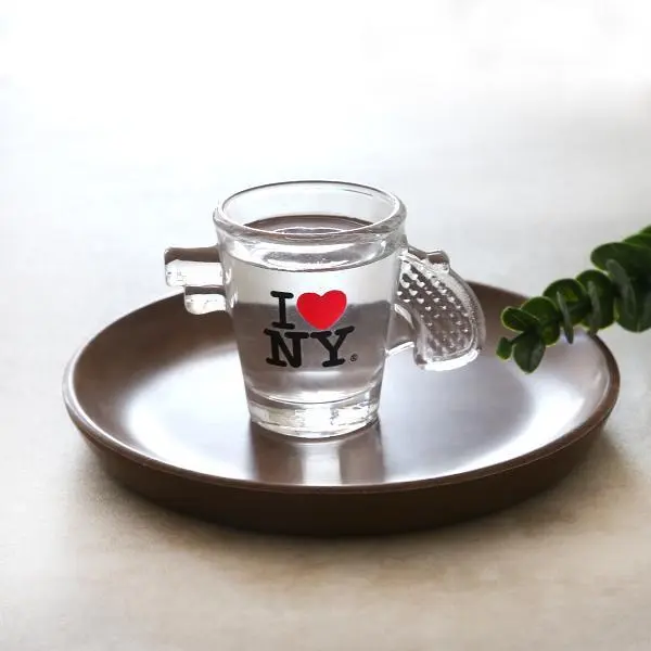 2oz Mga Malikhaing Regalo sa Forum Mga Novelty para sa Pang-adultong Novelty Mga Salamin ng Shot ng Pistol bilang Popular Shot Glass Cup 1